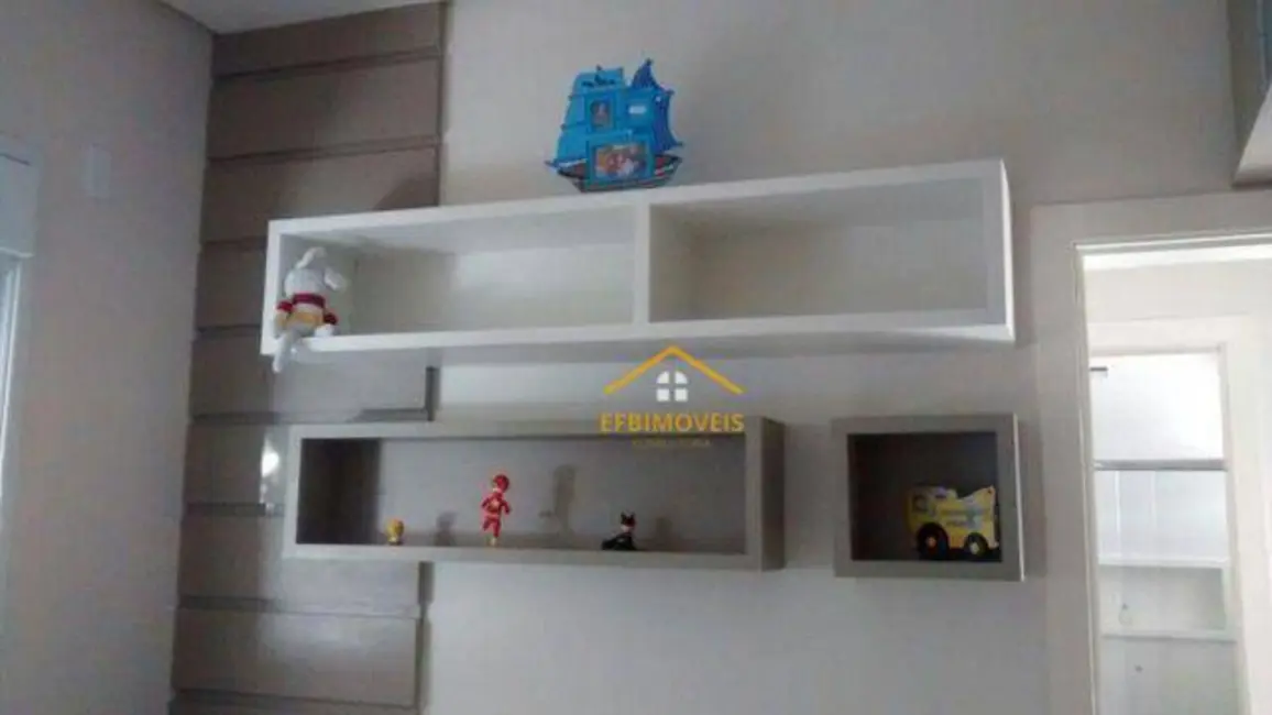 Casa com 3 quartos à venda, 234m2 em Jardim Monte das Oliveiras, Nova Odessa - SP - imagem 6 Foto 6 de Casa com 3 quartos à venda, 234m2 em Jardim Monte das Oliveiras, Nova Odessa - SP