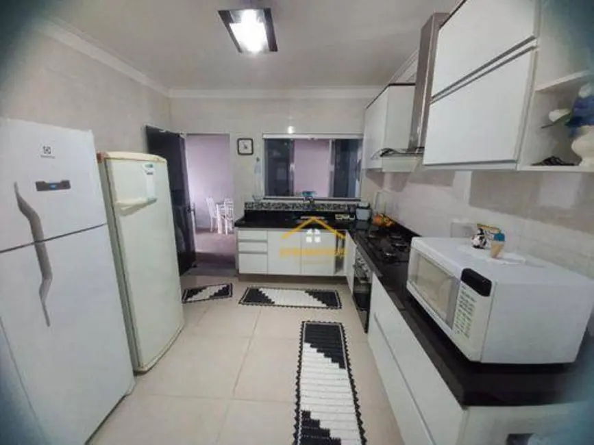 Foto 1 de Casa com 3 quartos à venda, 320m2 em Jardim Monte das Oliveiras, Nova Odessa - SP