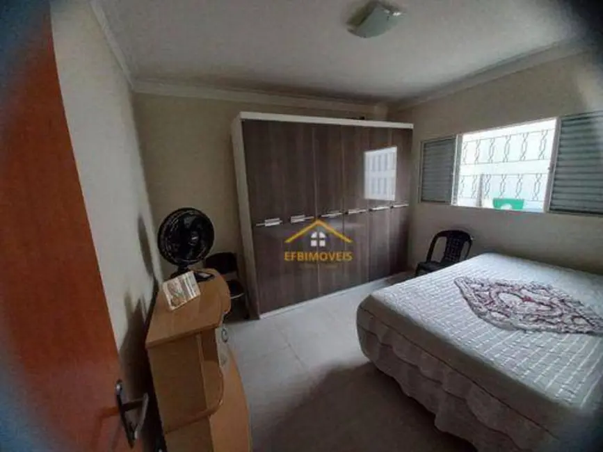 Foto 8 de Casa com 3 quartos à venda, 320m2 em Jardim Monte das Oliveiras, Nova Odessa - SP
