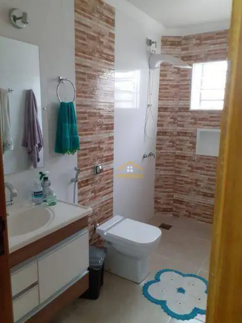 Casa com 4 quartos à venda, 150m2 em Jardim Brasília, Americana - SP - imagem 4 Foto 4 de Casa com 4 quartos à venda, 150m2 em Jardim Brasília, Americana - SP