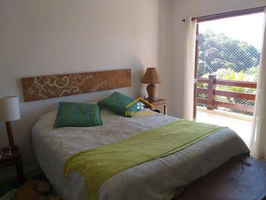 Casa com 4 quartos à venda, 1870m2 em Ubatuba - SP - imagem 7 Foto 7 de Casa com 4 quartos à venda, 1870m2 em Ubatuba - SP