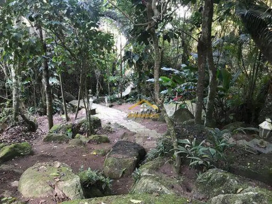 Foto 6 de Casa com 5 quartos à venda, 1150m2 em Ubatuba - SP