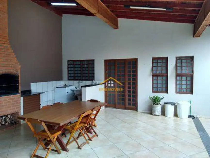 Foto 4 de Chácara com 3 quartos à venda, 1000m2 em Campo Belo, Nova Odessa - SP