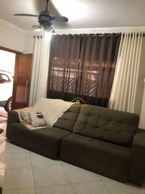 Foto 4 de Sobrado com 3 quartos à venda, 160m2 em Jardim Santa Rita I, Nova Odessa - SP