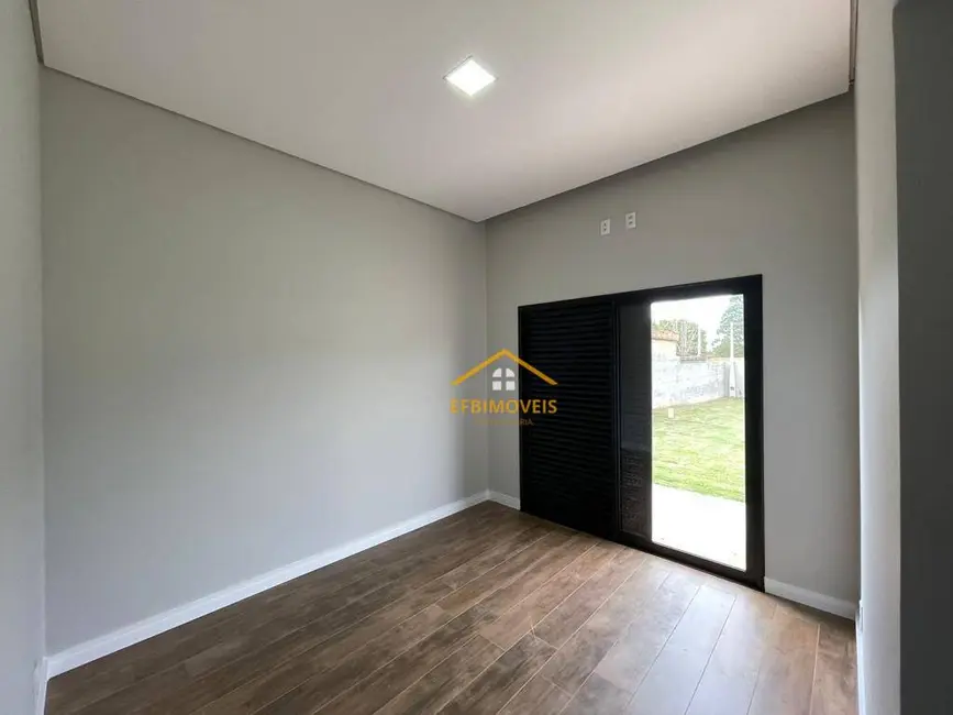 Foto 8 de Chácara com 4 quartos à venda, 1100m2 em Recanto do Guaraparí, Nova Odessa - SP