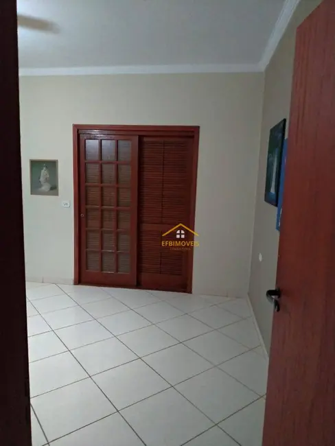 Foto 9 de Sobrado com 2 quartos à venda, 150m2 em Parque São Jerônimo, Americana - SP