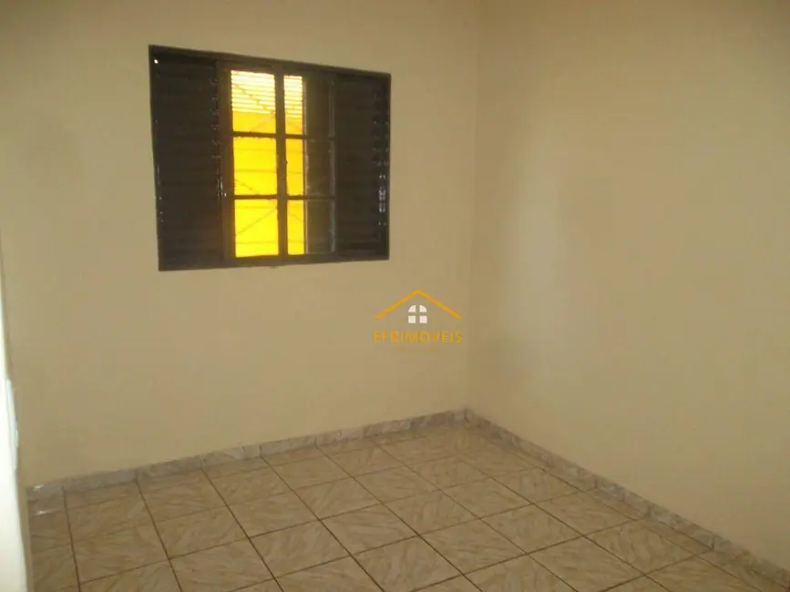 Foto 2 de Casa com 2 quartos à venda, 364m2 em Bosque dos Cedros, Nova Odessa - SP