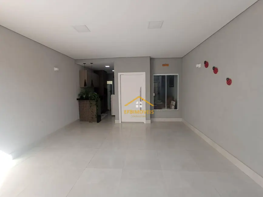 Foto 7 de Casa com 3 quartos à venda, 150m2 em Jardim Santa Rosa, Nova Odessa - SP