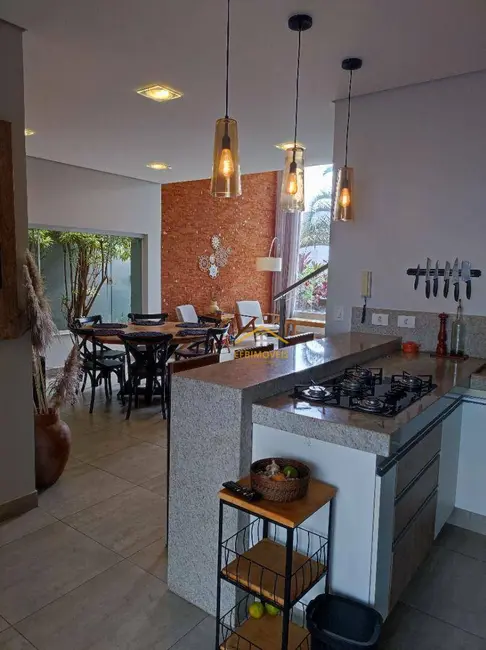 Casa de Condomínio com 3 quartos à venda, 220m2 em Residencial Imigrantes, Nova Odessa - SP - imagem 5 Foto 5 de Casa de Condomínio com 3 quartos à venda, 220m2 em Residencial Imigrantes, Nova Odessa - SP