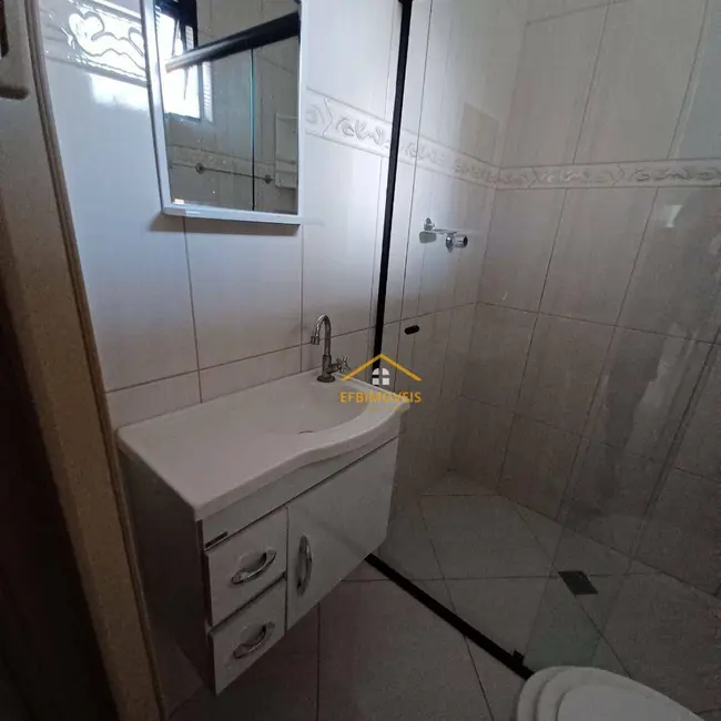 Foto 4 de Casa com 2 quartos à venda, 175m2 em Jardim São Jorge, Nova Odessa - SP
