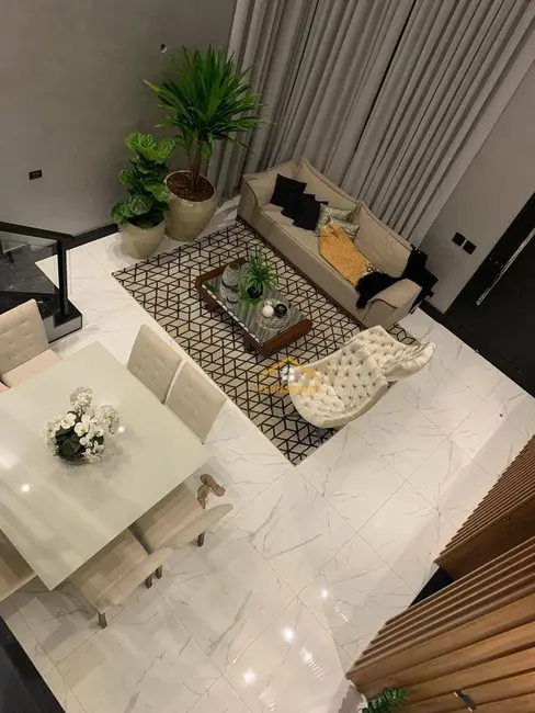 Foto 3 de Casa de Condomínio com 3 quartos à venda, 450m2 em Chácara Letônia, Americana - SP