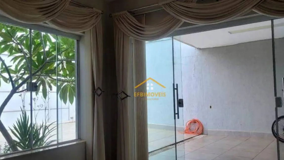 Foto 8 de Casa com 4 quartos à venda, 330m2 em Jardim Werner Plaas, Americana - SP