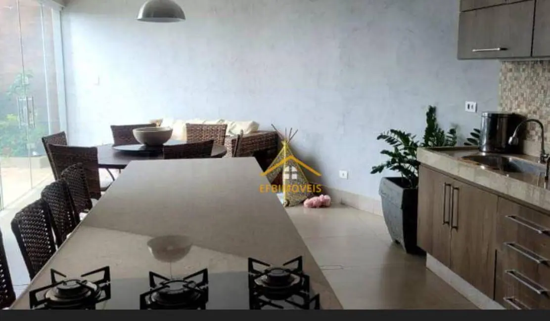 Foto 4 de Casa com 4 quartos à venda, 330m2 em Jardim Werner Plaas, Americana - SP