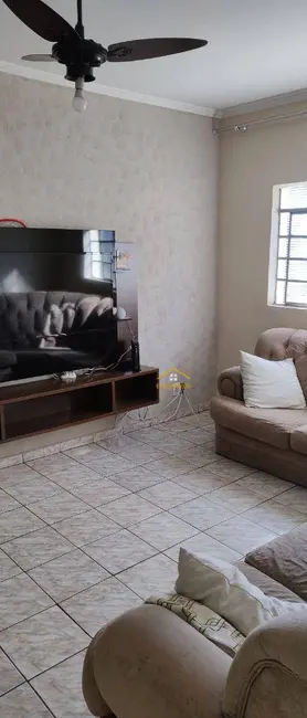 Foto 2 de Casa com 2 quartos à venda, 364m2 em Jardim Europa, Nova Odessa - SP