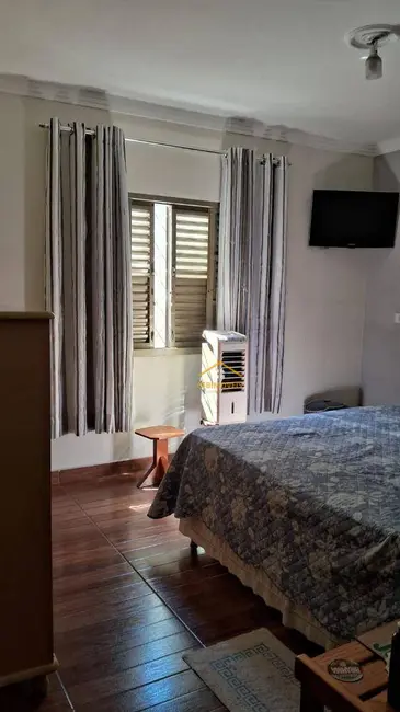 Foto 5 de Casa com 2 quartos à venda, 300m2 em Jardim Bela Vista, Nova Odessa - SP