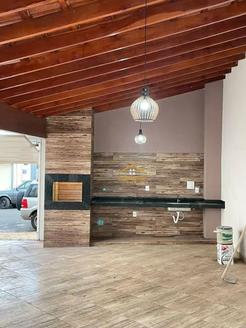 Foto 8 de Sobrado com 3 quartos à venda, 200m2 em Jardim Santa Rita I, Nova Odessa - SP