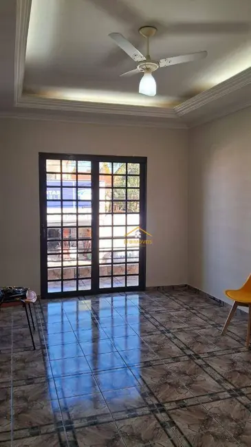 Sala Comercial para alugar, 26m2 em Jardim Nossa Senhora de Fátima, Nova Odessa - SP - imagem 2 Foto 2 de Sala Comercial para alugar, 26m2 em Jardim Nossa Senhora de Fátima, Nova Odessa - SP