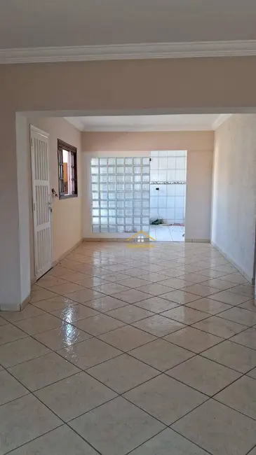 Foto 1 de Casa com 2 quartos à venda, 300m2 em Parque Residencial Klavin, Nova Odessa - SP