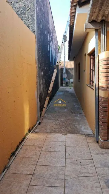 Foto 3 de Casa com 2 quartos à venda, 300m2 em Parque Residencial Klavin, Nova Odessa - SP