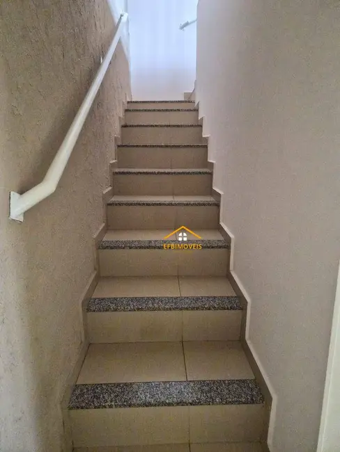 Sobrado com 3 quartos para alugar, 250m2 em Vila Novos Horizontes, Nova Odessa - SP - imagem 7 Foto 7 de Sobrado com 3 quartos para alugar, 250m2 em Vila Novos Horizontes, Nova Odessa - SP