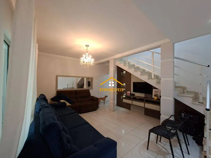 Foto 1 de Sobrado com 3 quartos à venda, 150m2 em Jardim Boer I, Americana - SP