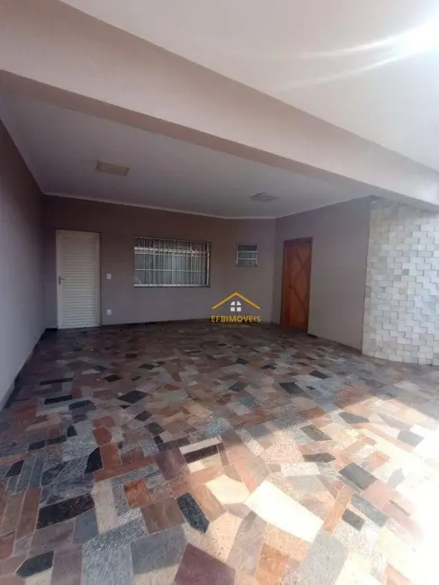 Foto 7 de Sobrado com 3 quartos à venda, 210m2 em Parque Novo Mundo, Americana - SP