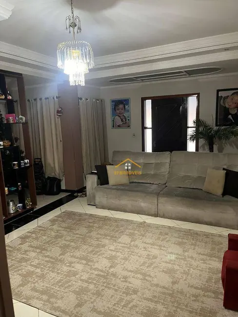 Foto 8 de Sobrado com 3 quartos à venda, 150m2 em Jardim Santa Rosa, Nova Odessa - SP