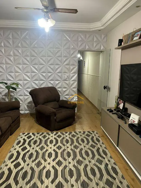 Foto 4 de Sobrado com 3 quartos à venda, 150m2 em Jardim Santa Rosa, Nova Odessa - SP