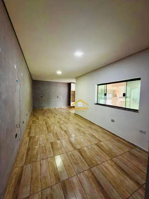 Foto 2 de Chácara com 3 quartos à venda, 1150m2 em Recanto do Guaraparí, Nova Odessa - SP