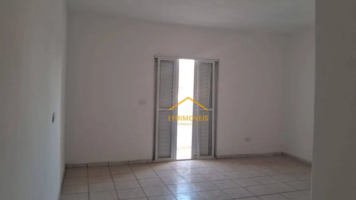 Foto 8 de Sobrado com 4 quartos à venda, 150m2 em Jardim Santa Rosa, Nova Odessa - SP