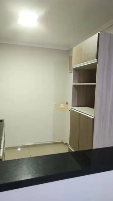 Foto 2 de Apartamento com 2 quartos para alugar, 49m2 em Americana - SP