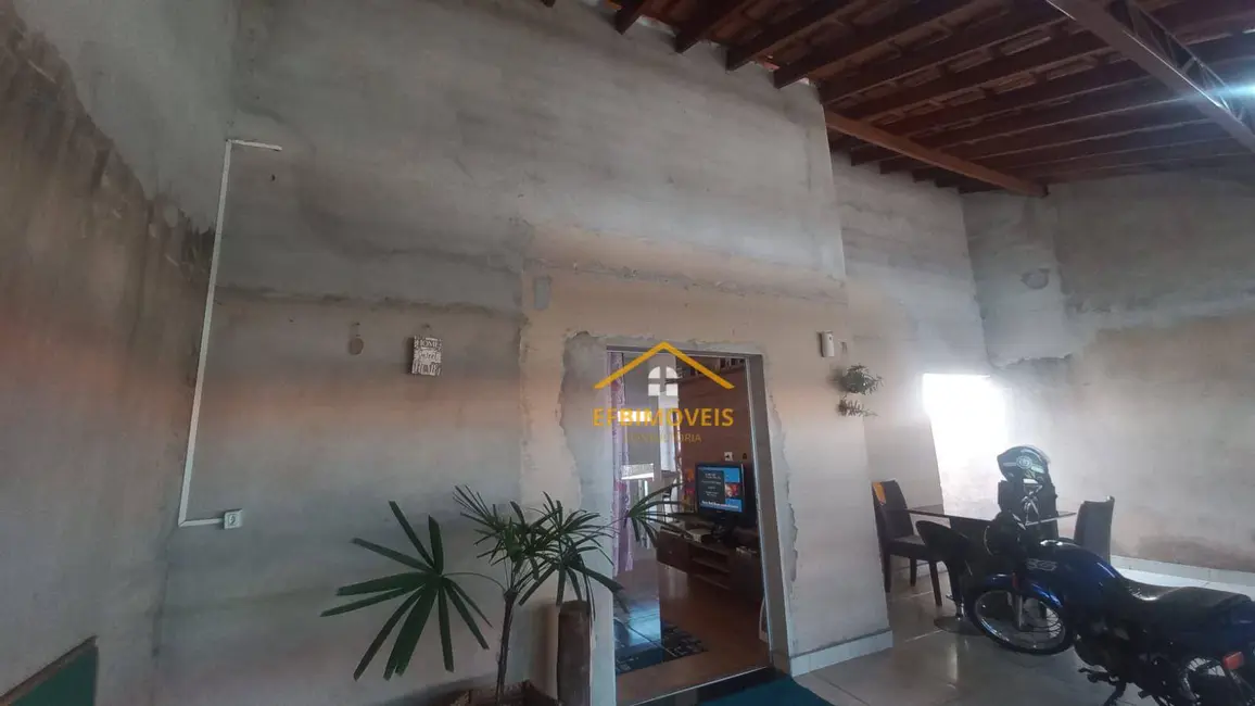 Foto 2 de Casa com 2 quartos à venda, 160m2 em Jardim Campos Verdes, Nova Odessa - SP