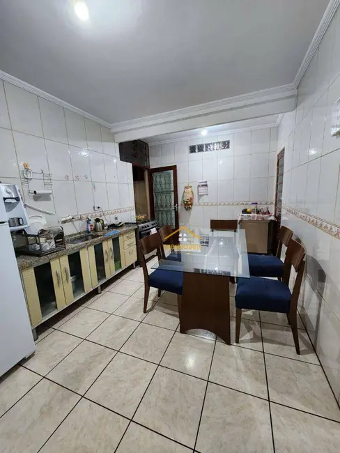 Casa com 3 quartos à venda, 150m2 em Centro, Nova Odessa - SP - imagem 7 Foto 7 de Casa com 3 quartos à venda, 150m2 em Centro, Nova Odessa - SP