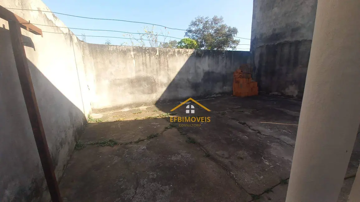 Foto 2 de Casa com 2 quartos à venda, 160m2 em Jardim Campos Verdes, Nova Odessa - SP