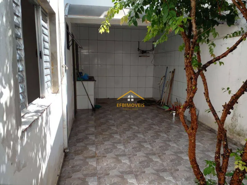 Foto 4 de Sobrado com 2 quartos à venda, 160m2 em Jardim Campos Verdes, Nova Odessa - SP