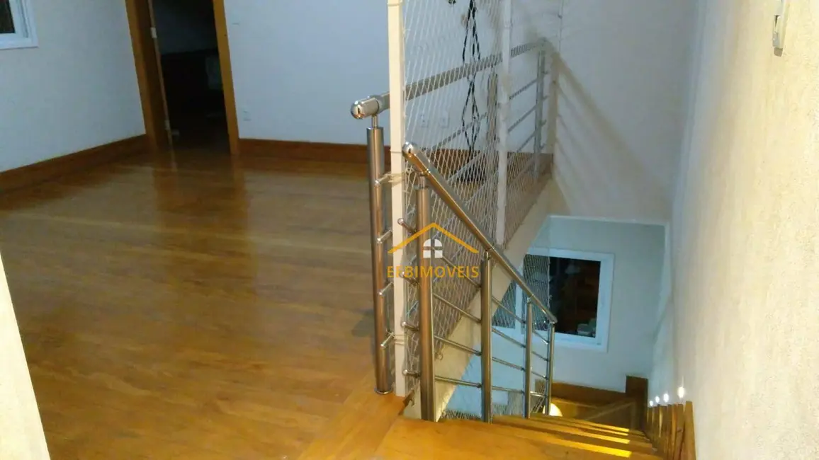 Sobrado com 3 quartos à venda, 175m2 em Parque Fabrício, Nova Odessa - SP - imagem 9 Foto 9 de Sobrado com 3 quartos à venda, 175m2 em Parque Fabrício, Nova Odessa - SP