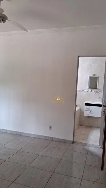 Sobrado com 3 quartos à venda e para alugar, 250m2 em Centro, Nova Odessa - SP - imagem 5 Foto 5 de Sobrado com 3 quartos à venda e para alugar, 250m2 em Centro, Nova Odessa - SP