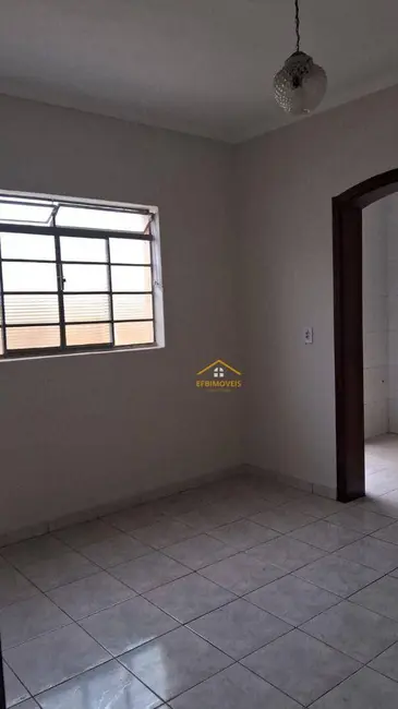 Foto 3 de Casa com 2 quartos à venda, 200m2 em Jardim Santa Rosa, Nova Odessa - SP