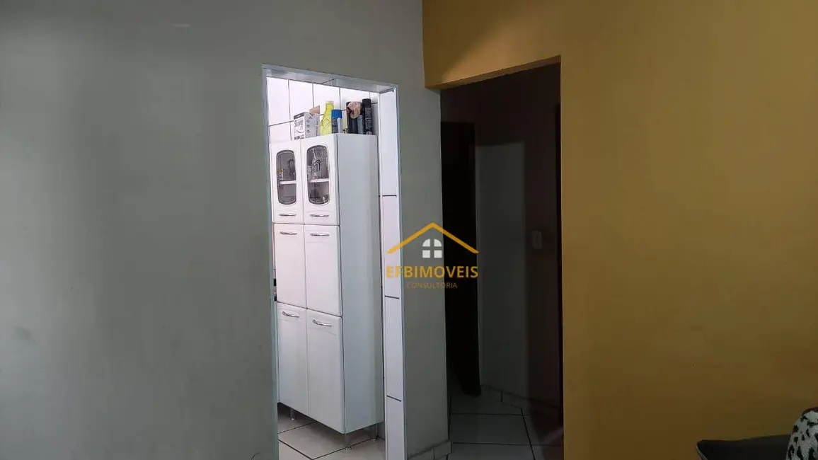 Foto 8 de Casa com 2 quartos à venda, 300m2 em Parque Residencial Klavin, Nova Odessa - SP