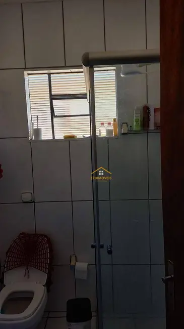 Foto 9 de Casa com 2 quartos à venda, 300m2 em Parque Residencial Klavin, Nova Odessa - SP