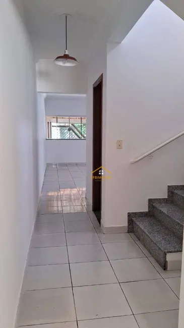 Foto 9 de Sobrado com 3 quartos à venda, 180m2 em Jardim Bela Vista, Nova Odessa - SP