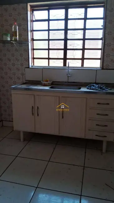 Foto 2 de Casa com 2 quartos à venda, 394m2 em Jardim de Éden, Nova Odessa - SP