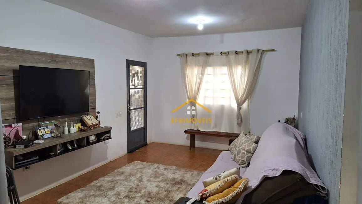 Foto 9 de Chácara com 2 quartos à venda, 970m2 em Nova Odessa - SP