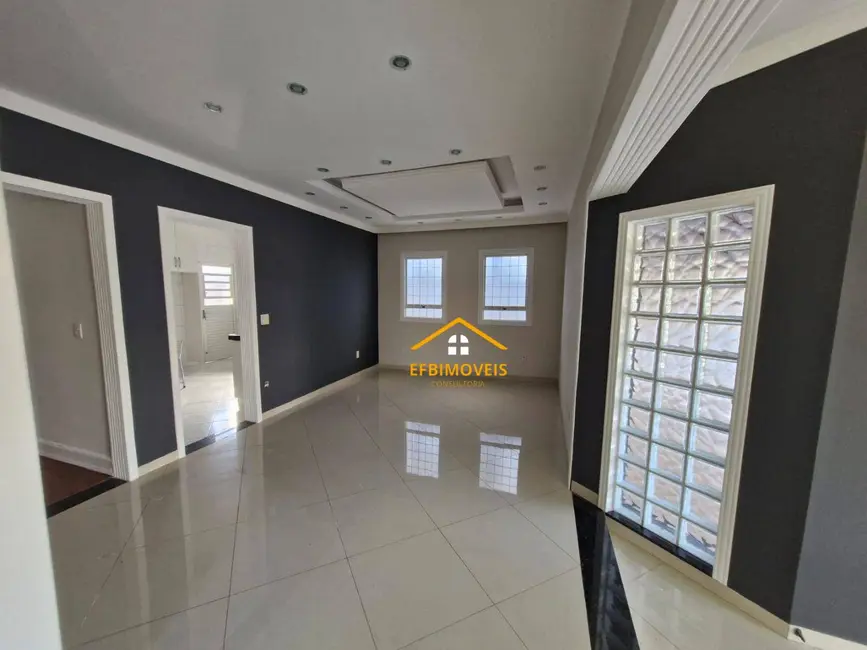 Foto 3 de Casa de Condomínio com 3 quartos à venda, 324m2 em Jardim Primavera, Nova Odessa - SP