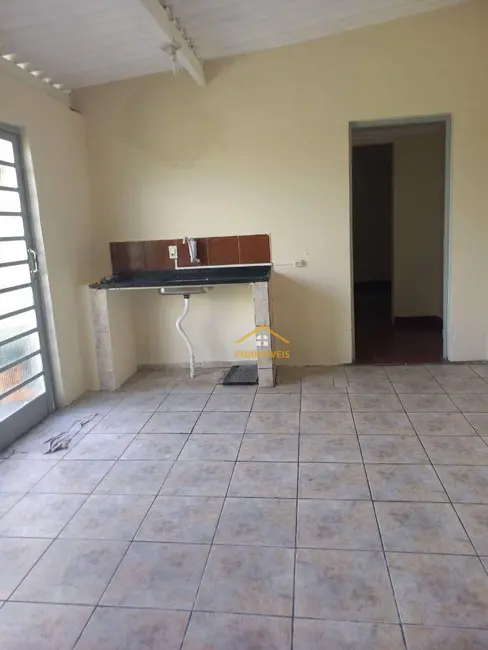 Foto 4 de Casa com 2 quartos à venda, 207m2 em Jardim de Éden, Nova Odessa - SP
