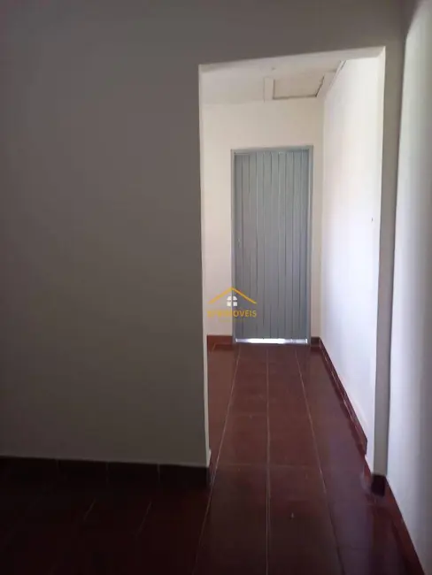 Foto 3 de Casa com 2 quartos à venda, 207m2 em Jardim de Éden, Nova Odessa - SP