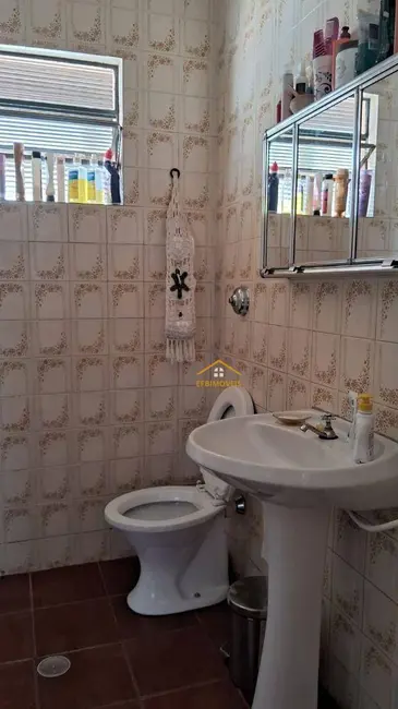 Foto 6 de Casa com 2 quartos à venda, 300m2 em Jardim Europa, Nova Odessa - SP