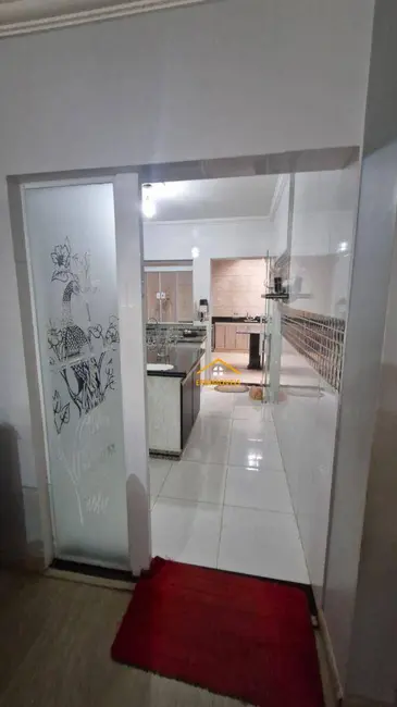 Foto 9 de Casa com 2 quartos à venda, 160m2 em Jardim Campos Verdes, Nova Odessa - SP