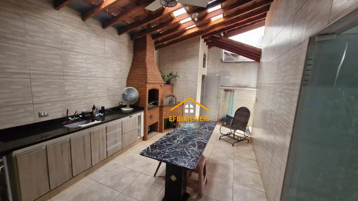 Foto 1 de Casa com 2 quartos à venda, 160m2 em Jardim Campos Verdes, Nova Odessa - SP