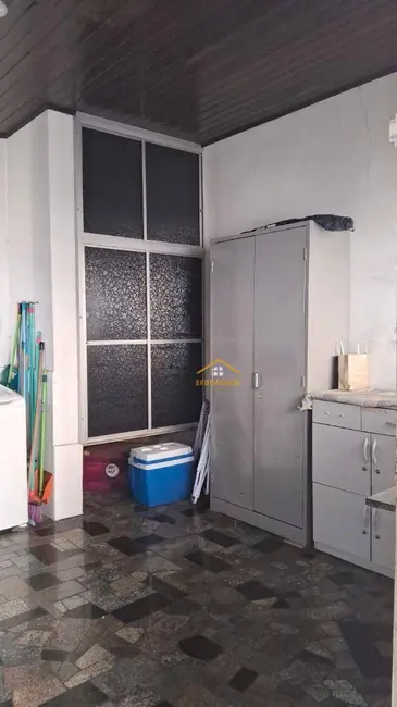 Foto 9 de Casa com 3 quartos à venda, 200m2 em Parque Industrial Fritz Bersin, Nova Odessa - SP